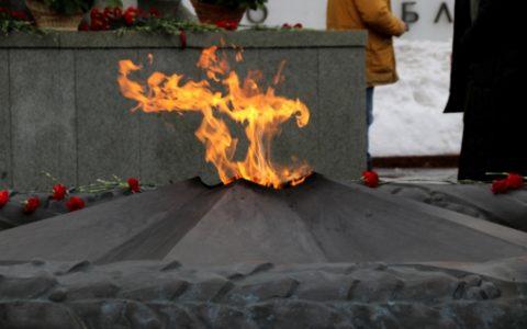 Рязанские коммунисты и комсомольцы почтили память участников Сталинградской битвы